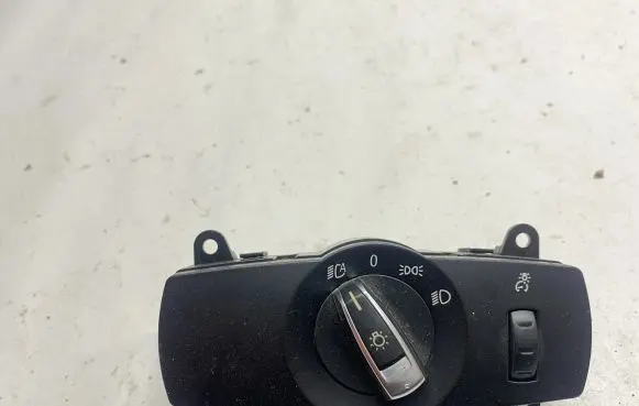 BMW 7 F01 F02 F03 F04 Light switch 9204068