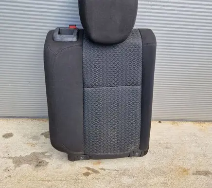 Opel Mokka X Second row seats 