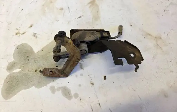Headlight/headlamp level sensor