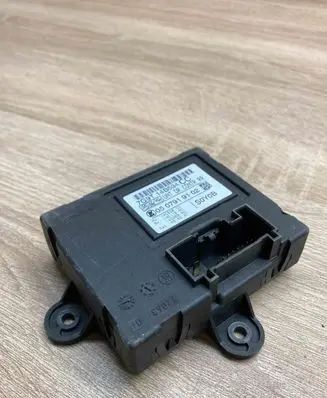 Volvo V70 Door control unit/module 7G9T14B534CC