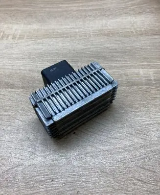 Opel Frontera B Glow plug pre-heat relay 90508974