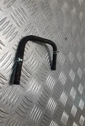 Hybrid/electric vehicle battery cooling hoses/tubes