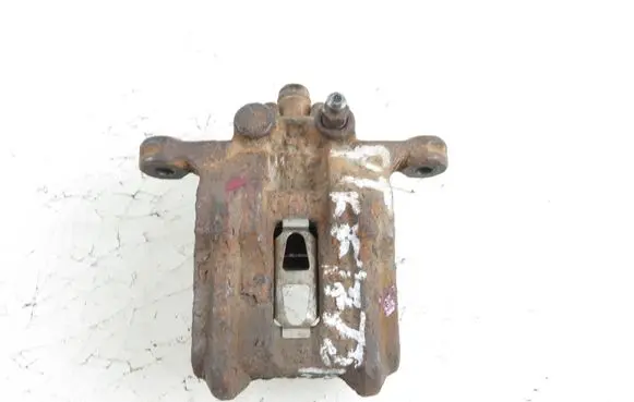 Honda CR-V Rear brake caliper 
