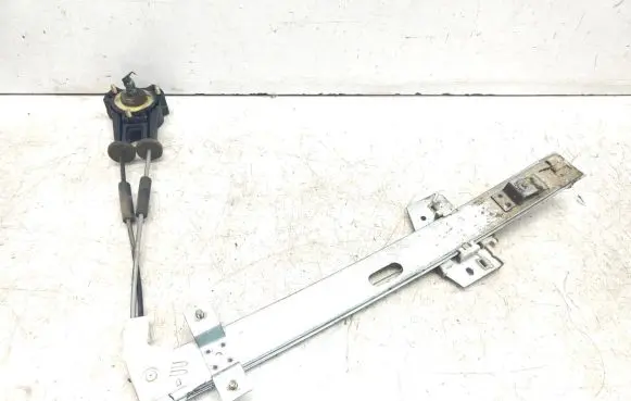 Mazda B series UF Front door manual window regulator 