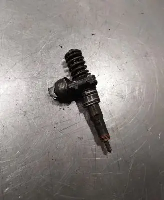 Volkswagen Caddy Fuel injector 038130073br 0414720232