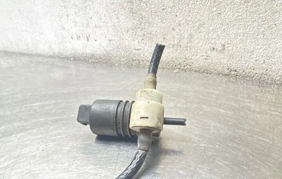 Opel Astra G Windscreen/windshield washer pump