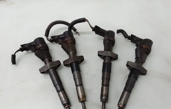 Renault Espace - Grand espace IV Fuel injectors set 0445110038