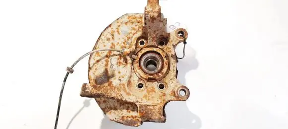 Infiniti FX Front wheel hub