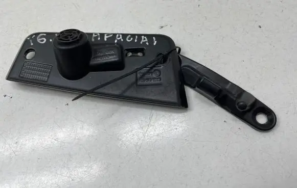 Volkswagen Transporter - Caravelle T6 Sliding door lock loop/hook striker 7E0843841A 7E0843639B