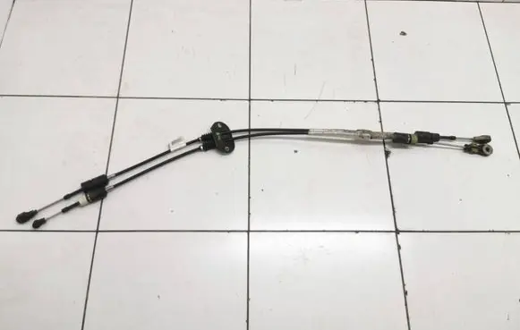 Gear shift cable linkage