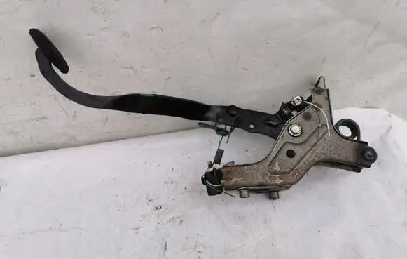 Clutch pedal
