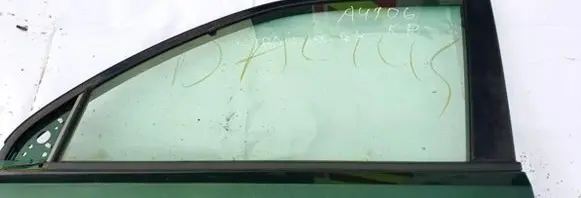 Nissan X-Trail T30 Front door window glass four-door
