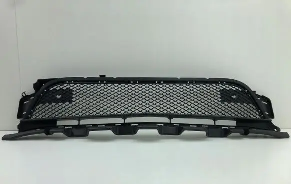 Mercedes-Benz CLA C117 X117 W117 Front bumper lower grill