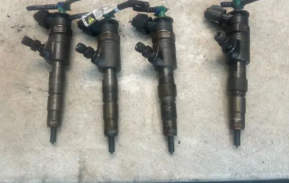 Peugeot 2008 I Fuel injectors set 0445110566 027766