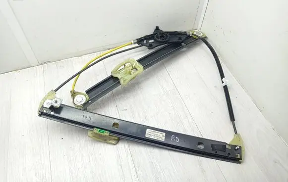 Audi A4 S4 B9 Front window lifting mechanism without motor 8W0837462 18042018 1021C28036104