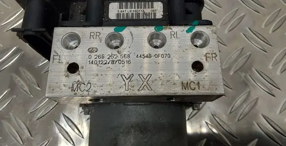 Toyota Verso ABS Pump 445400F070