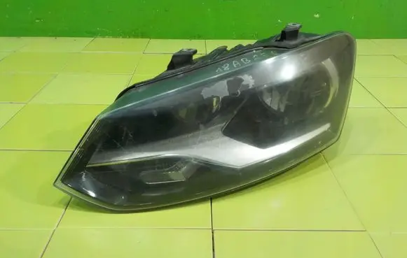 Volkswagen Polo V 6R Headlight/headlamp 1LE24705103 18AB27