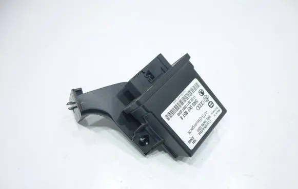 Volkswagen Touran II Light module LCM 5M0907357E 1202201100010340