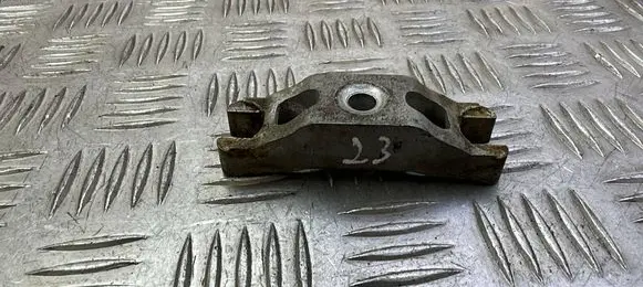 Skoda Rapid (NH) Fuel Injector clamp holder 