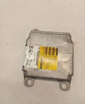 Toyota Avensis T250 Airbag control unit/module 8917005121 215767102