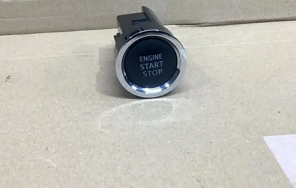 Toyota RAV 4 (XA40) Engine start stop button switch 2010DJ2910