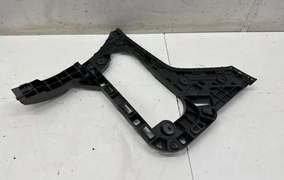 Volkswagen Arteon Shooting Brake Rear bumper mounting bracket 3G8807376