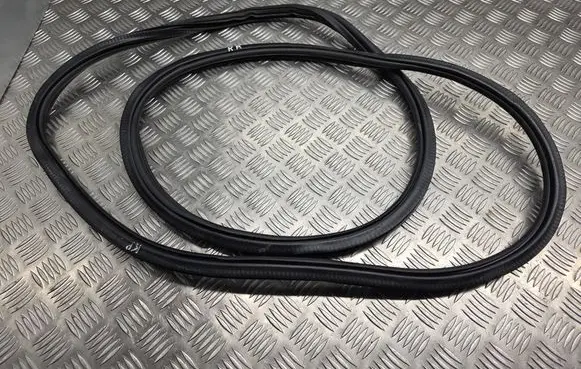 Audi A6 S6 C7 4G Rubber seal front coupe door 