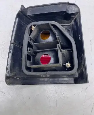Volkswagen PASSAT B3 Rear/tail lights 333945112