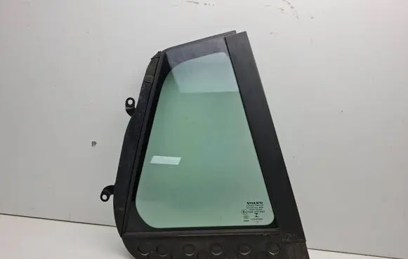 Volvo V60 Rear vent window glass 43R001565