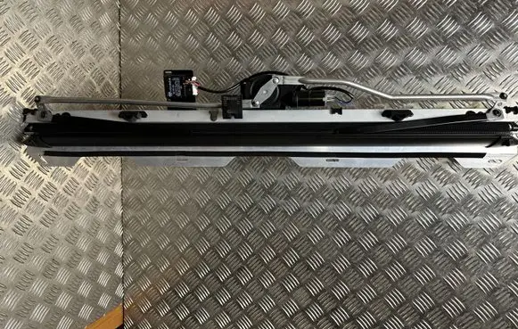 Jaguar XE Electric rear window sunshade cover