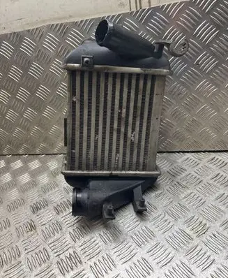 Audi A4 S4 B7 8E 8H Intercooler radiator