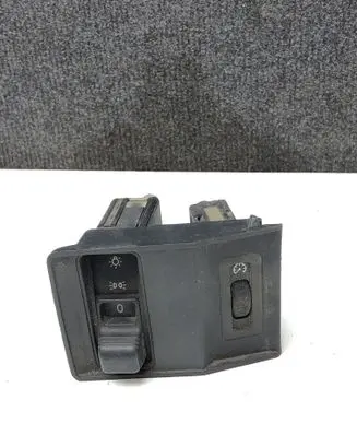 BMW 5 E34 Light switch 8110497