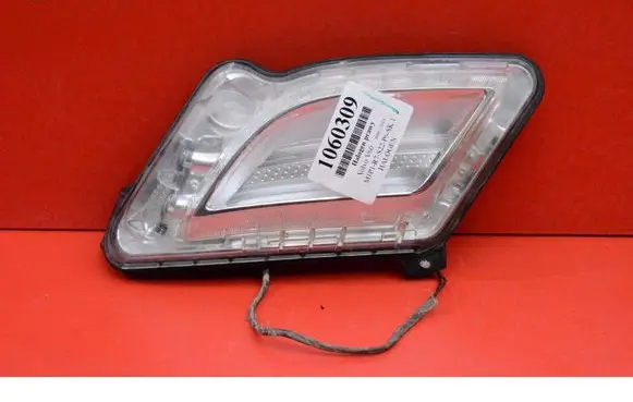 Volvo V60 Front fog light 89091135