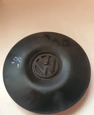 Volkswagen Transporter - Caravelle T5 Original wheel cap 7D0601151
