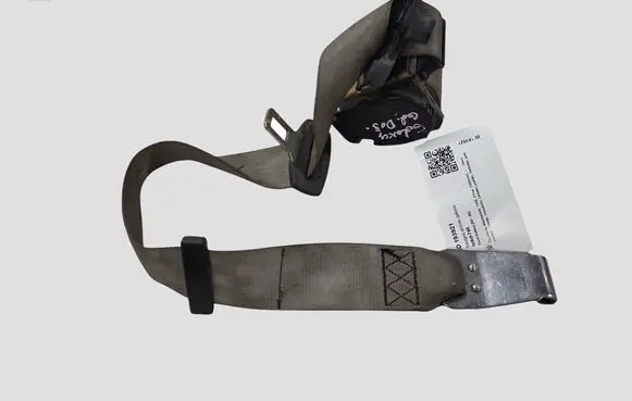Ford Galaxy Rear seatbelt 7M0857816F 0416120