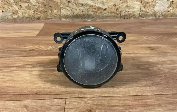Ford Focus Front fog light 89210094