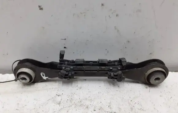 BMW 4 F32 F33 Rear upper control arm/wishbone 6792544
