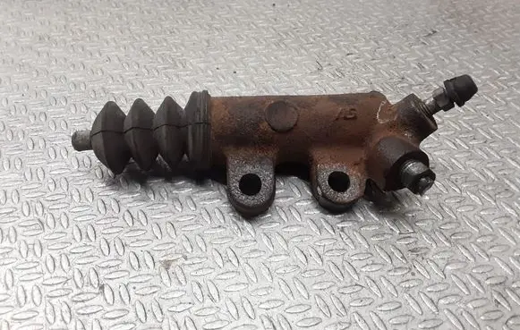 Toyota Verso Clutch slave cylinder 