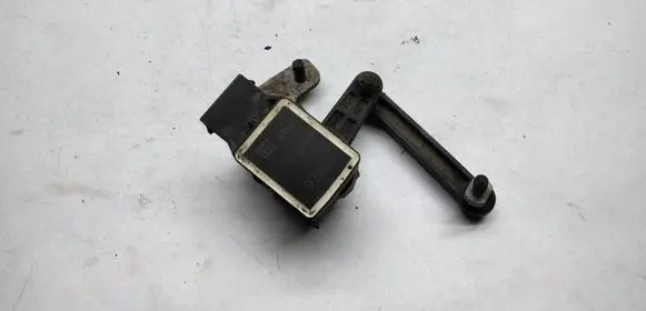BMW 5 E60 E61 Headlight/headlamp level sensor 67766059