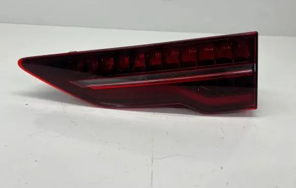 Jaguar I-Pace Tailgate rear/tail lights J9D313A420BC J9D313A420 7122021065