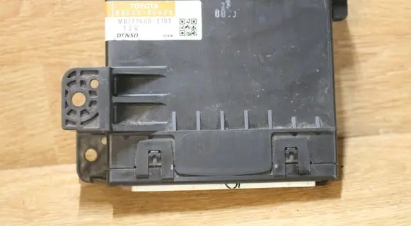 Toyota Auris 150 Air conditioning/heating control unit 8865002430 MB1776003703