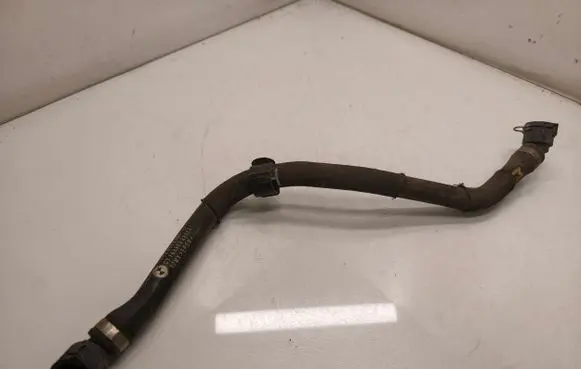 BMW X6 G06 Engine coolant pipe/hose 17128598055