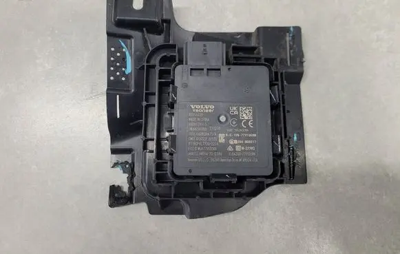 Volvo EX30 Distronic sensor radar 80016228 6608139115