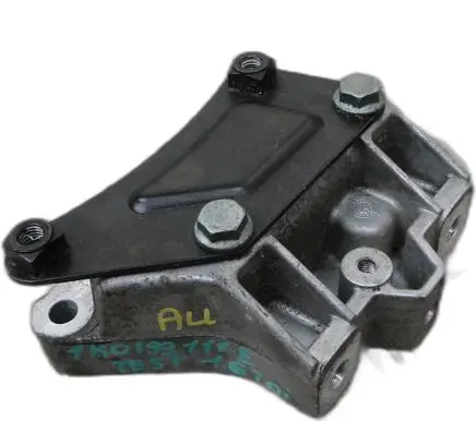 Audi A3 S3 8P Engine mount bracket 