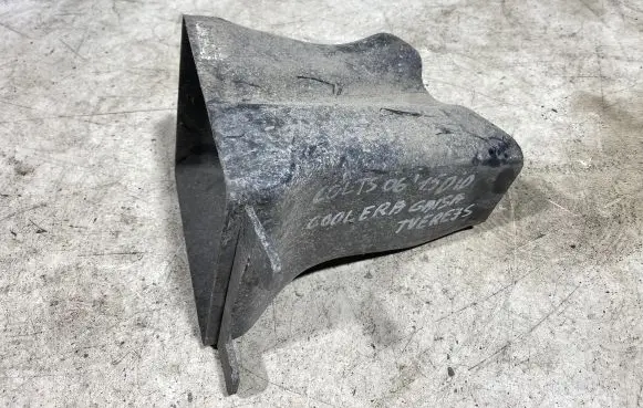 Mitsubishi Colt Air intake duct part