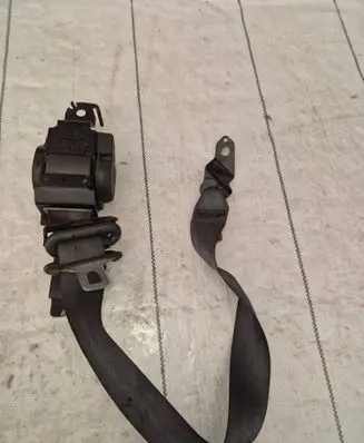Mitsubishi Pajero Front seatbelt E40420007