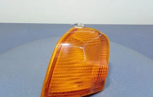 Toyota Starlet (P90) V Front indicator light 212-15A1L-Y