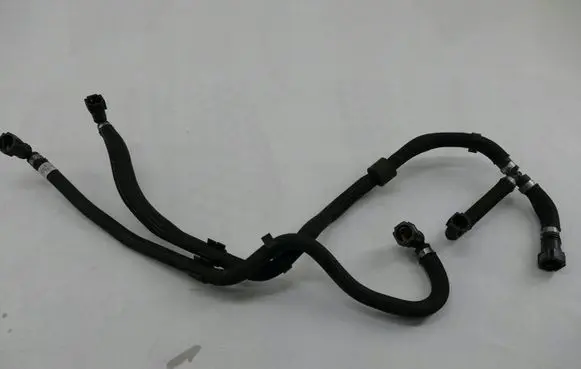 Jaguar XF X250 Fuel line/pipe/hose 