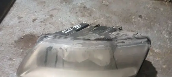 Audi A6 S6 C6 4F Headlight/headlamp 160135