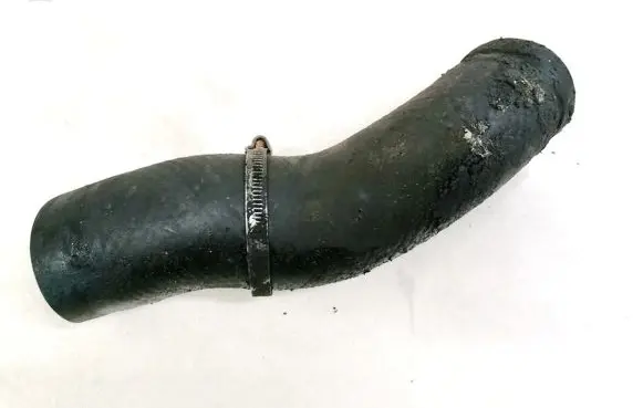 Intercooler hose/pipe